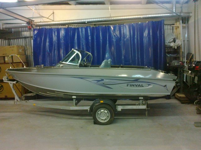 Катера finval - сравнение моделей Finval 470 и Finval 440